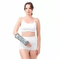 Бандаж на лучезапястный сустав ORTO LWR-622 длинный, правый, размер универсальный