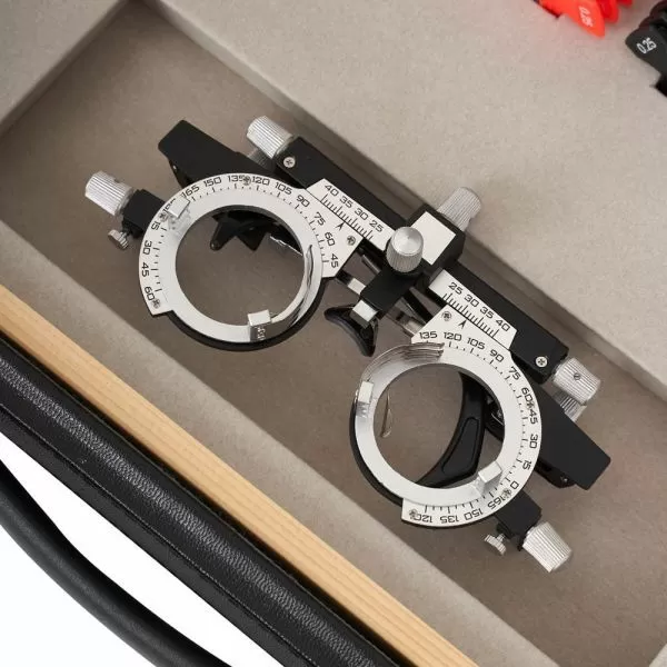 Набор на 158 пробных очковых линз Армед в металлической обойме с оправой без поверки