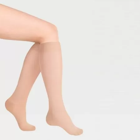 Гольфы компрессионные IDEALISTA ID-200T женские 1 класс компрессии с закрытым носком полупрозрачные цвет карамель 