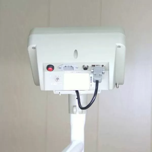 Весы МП "Здоровье" 300 ВДА-(50/100;Р) (80х80) 07 (15) К для взвешивания стоя и в инвалидном кресле, без ростомера и стульчика