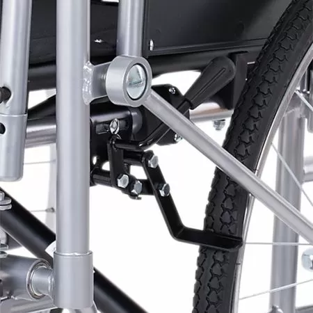 Кресло-коляска для инвалидов Армед Н 005 с рычажным управлением для правшей